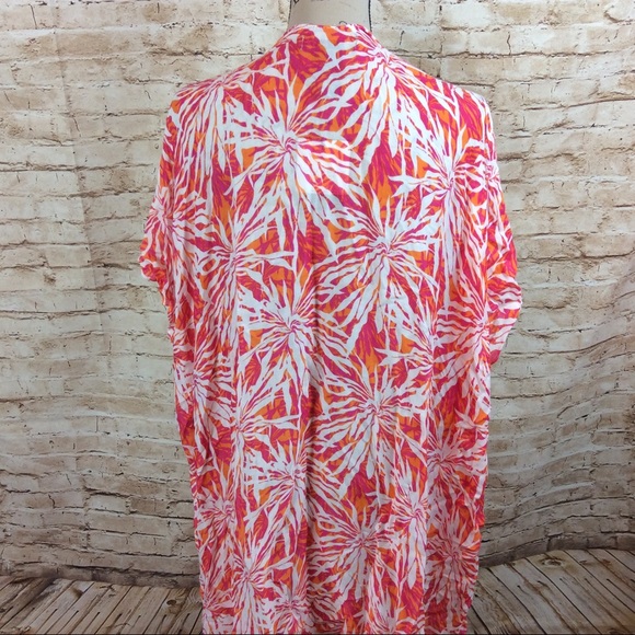 New Laundry Swimsuit Beach Cover - Picture 4 of 7